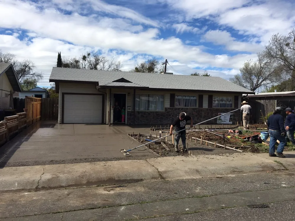 Professional yard cleanup service in Fairfield, CA by Great Scape Landscaping Construction