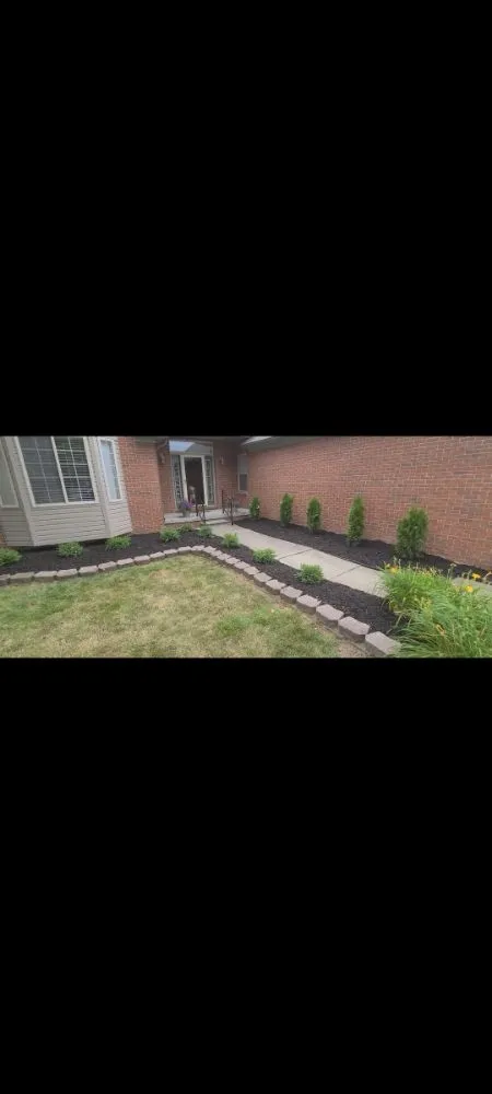 Expert lawn care service in Dearborn Heights, MI - Great services Landscaping