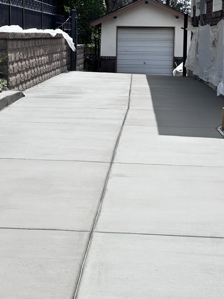 Affordable landscaping services for homes in West Valley City, UT by Great Valley Landscaping & Concrete