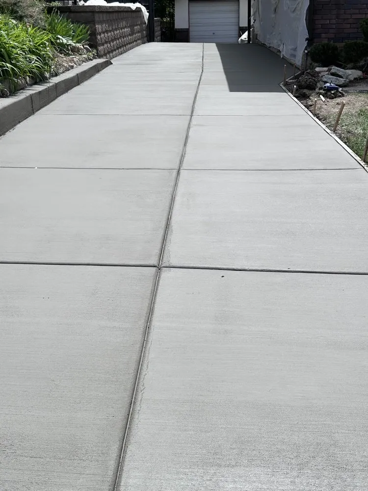 Affordable landscaping services for beautiful yards in West Valley City, UT by Great Valley Landscaping & Concrete