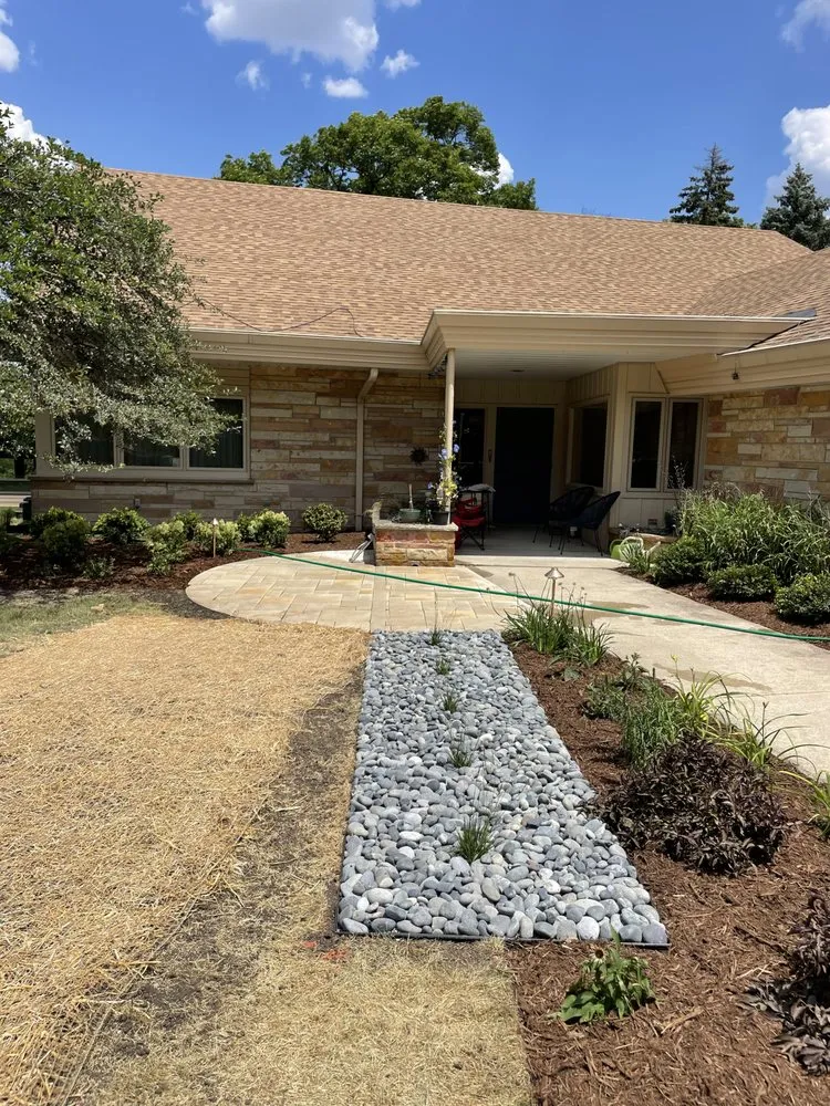 Top-rated landscape installation near you in Milwaukee, WI by Great View Landscape & Construction