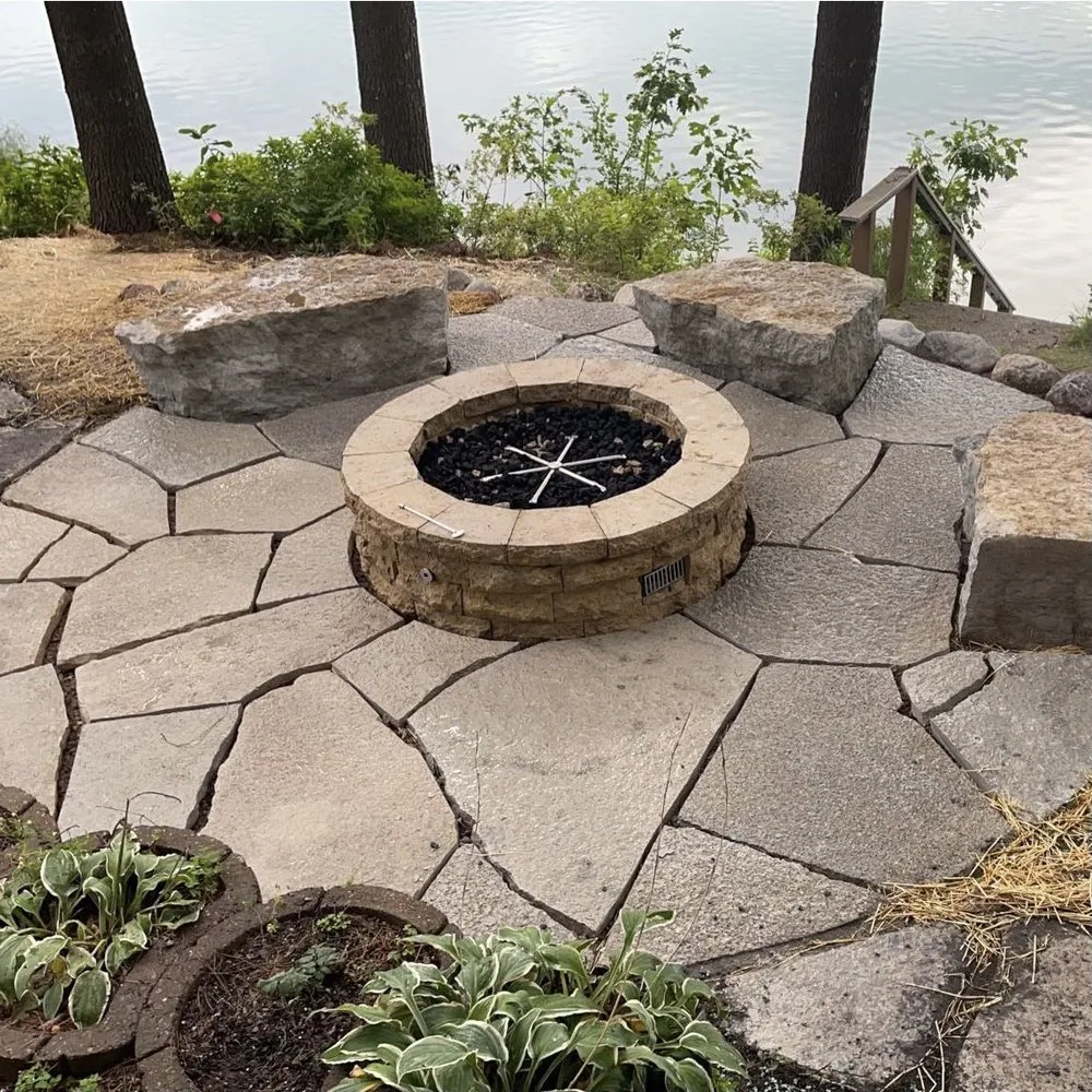 Expert yard maintenance experts serving Milwaukee, WI - Great View Landscape & Construction