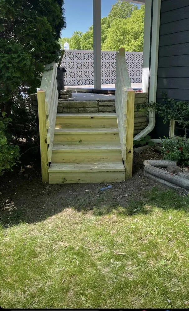 Expert residential landscaping for residential properties in Milwaukee, WI by Great View Landscape & Construction