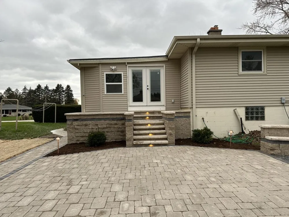 Professional residential landscaping experts serving Milwaukee, WI - Great View Landscape & Construction