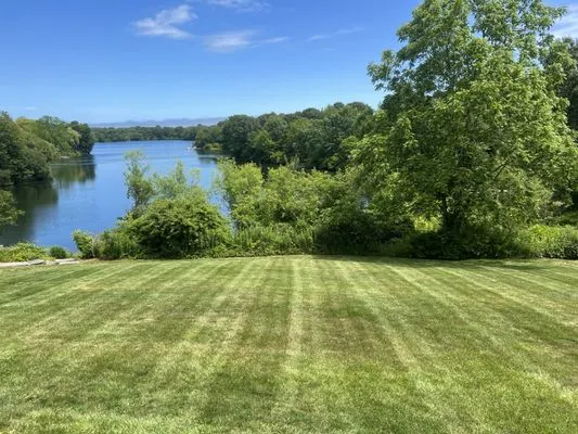 Great View RI landscaping Logo