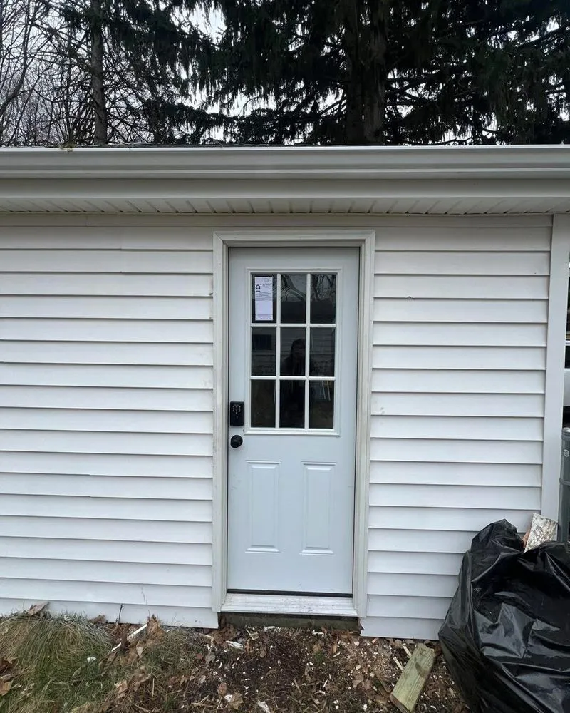 Custom lawn mowing service experts serving Lansing, MI - Greater Lansing Construction