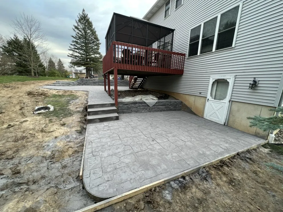 Affordable residential landscaping in Lansing, MI - Greater Lansing Construction