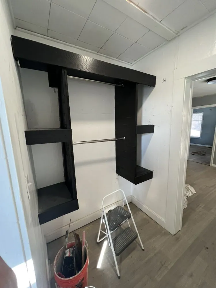 Affordable landscape design for homes in Lansing, MI by Greater Lansing Construction