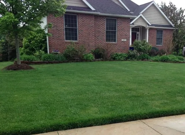 Professional lawn mowing service experts serving Lansing, MI - Greater Lansing Lawn Pros