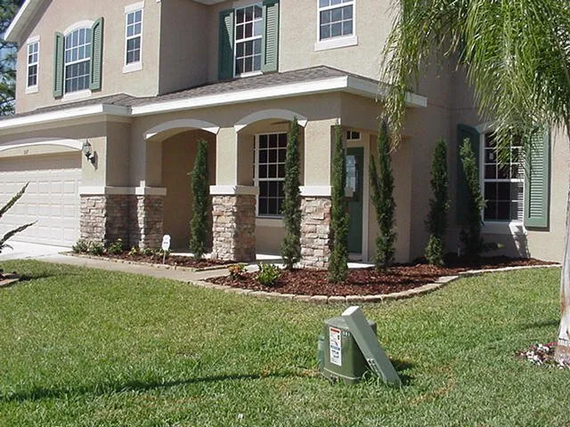 Expert yard cleanup service for year-round maintenance in Oviedo, FL by Greater Orlando Lawnscapes