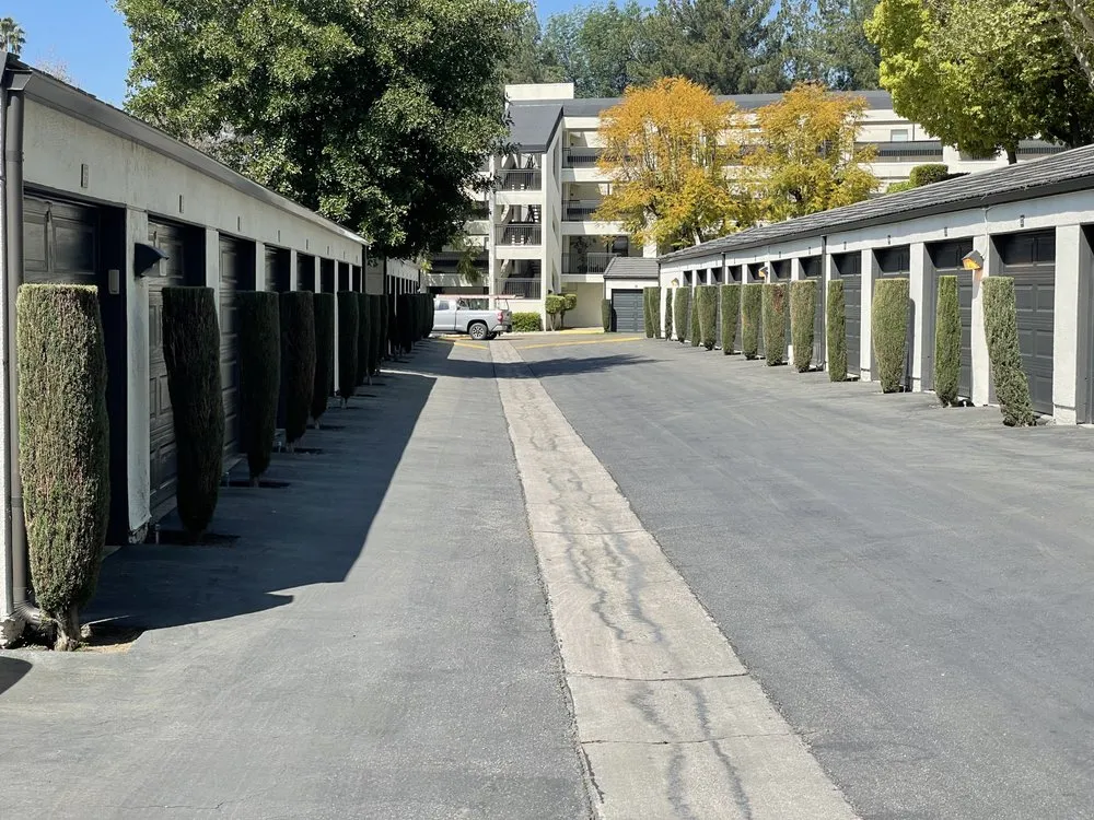 Affordable landscaping services in Corona, CA by Greatland Landscape