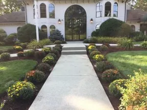 Professional landscaping services for beautiful yards in Nashua, NH by Greatscapes by R&R Landscaping