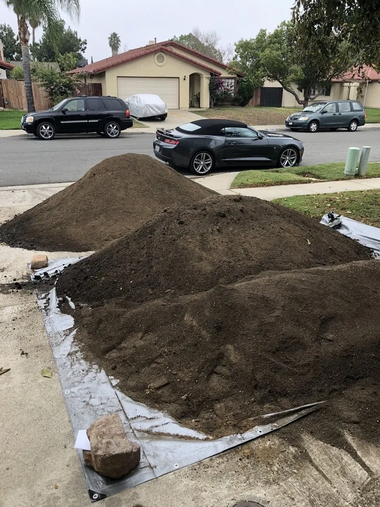 Custom yard cleanup service in San Marcos, CA - Greatsoil