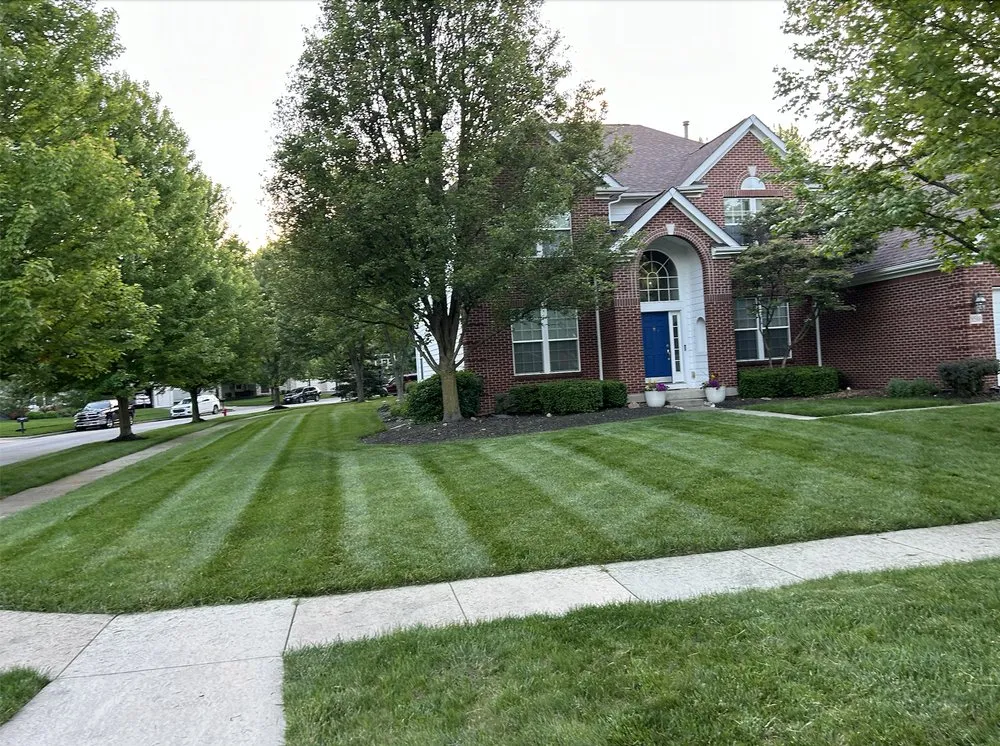 Professional yard maintenance in Lewis Center, OH - Greco