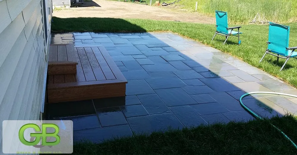 Reliable residential landscaping in Apple Valley, MN by Green & Black