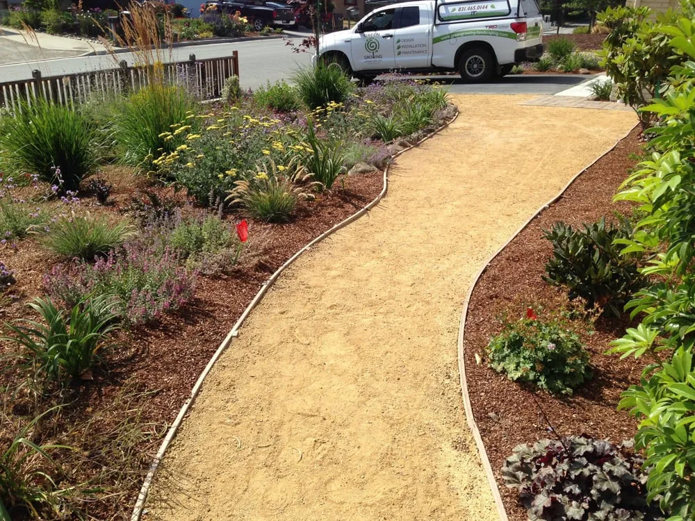 Top-rated lawn mowing service experts serving Santa Cruz, CA - Green & Growing Landscape