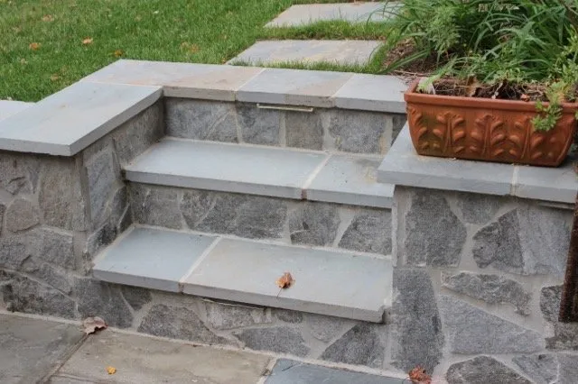 Reliable lawn mowing service for outdoor upgrades across Arlington, VA - Green Acres