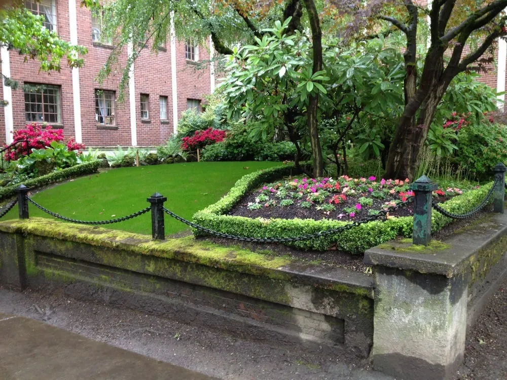 Local yard maintenance with custom design across Banks, OR - Green Acres Commercial Landscape Maintanence