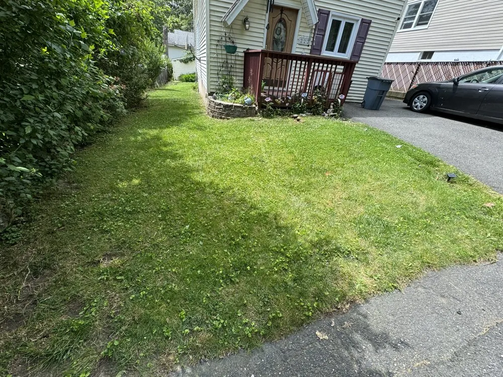 Local residential landscaping for residential properties in River Vale, NJ by Green Acres Landscaping