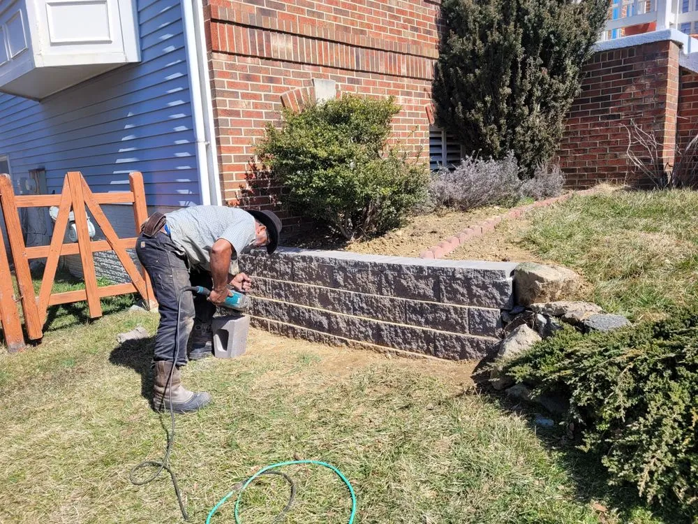 Custom residential landscaping in Rockville, MD by Green Acres Landscaping