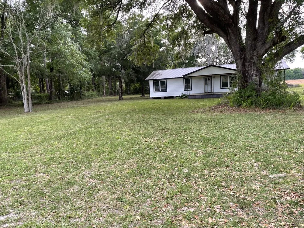 Top-rated landscape design for beautiful yards across Ocala, FL - Green Acres Lawn & Farm Care