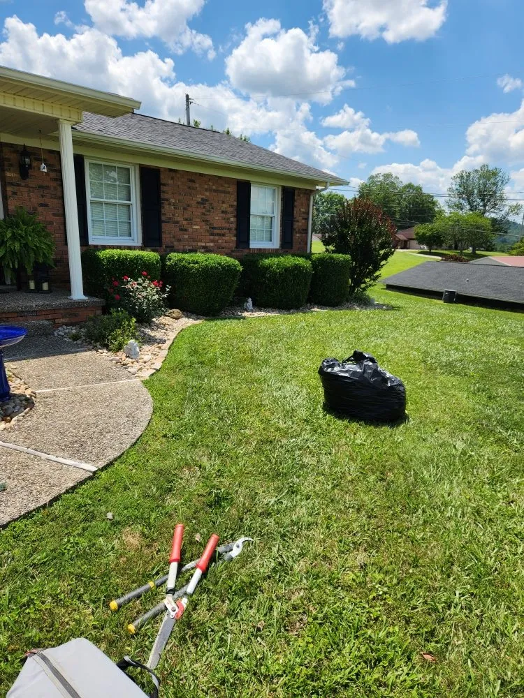 Expert lawn care service for beautiful yards across London, KY - Green Acres Lawn & Landscape