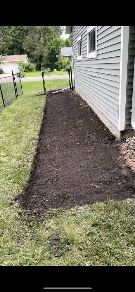 Trusted yard maintenance with custom design across Belgrade, MN - Green Acres Lawn Care & Services