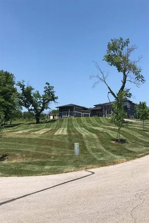 Trusted lawn care service experts serving Mitchell, IN - Green Acres Lawn Care