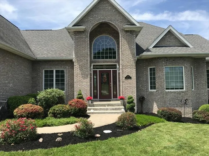 Local yard cleanup service experts serving Mitchell, IN - Green Acres Lawn Care