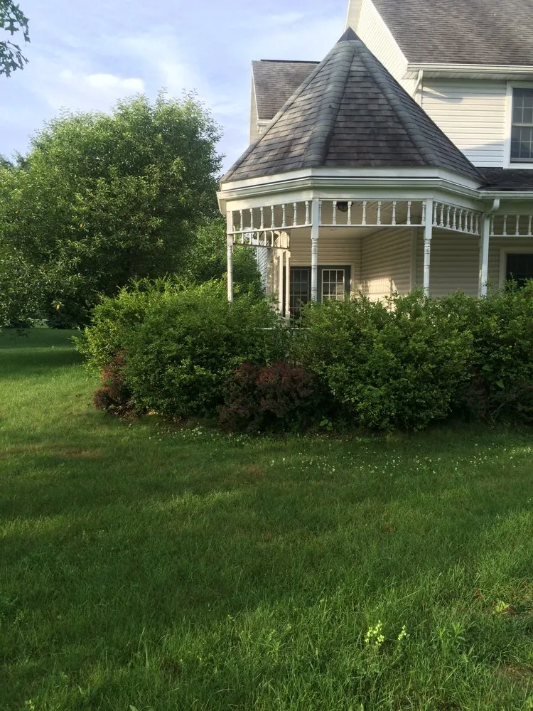 Custom lawn care service in Myerstown, PA - Green Acres Lawn Care