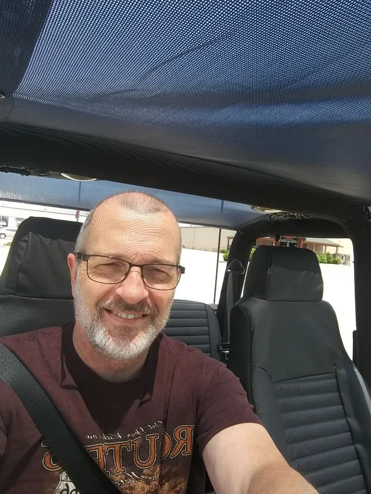 Custom yard maintenance experts serving Quincy, IL - Green Acres Lawn Care