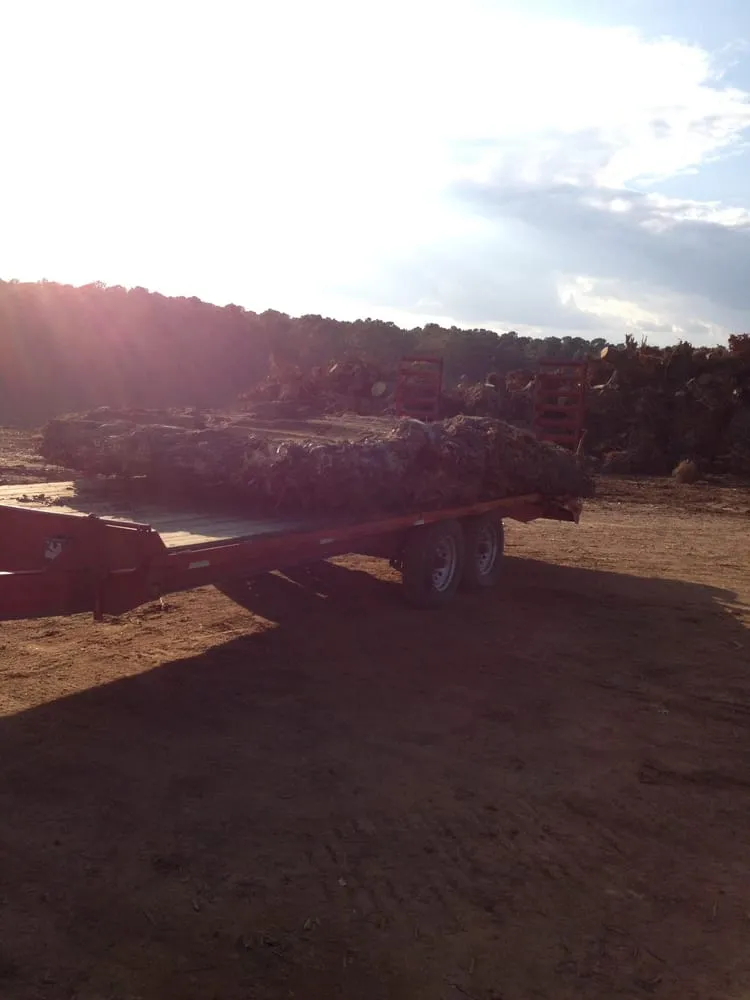 Expert garden landscaping in Clayton, NC by Green Acres Lawn Maintenance, Inc.