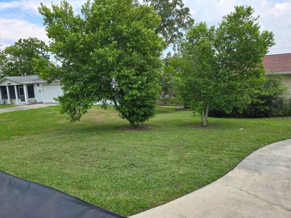 Local lawn mowing service for year-round maintenance across Inverness, FL - Green Acres Lawn Service