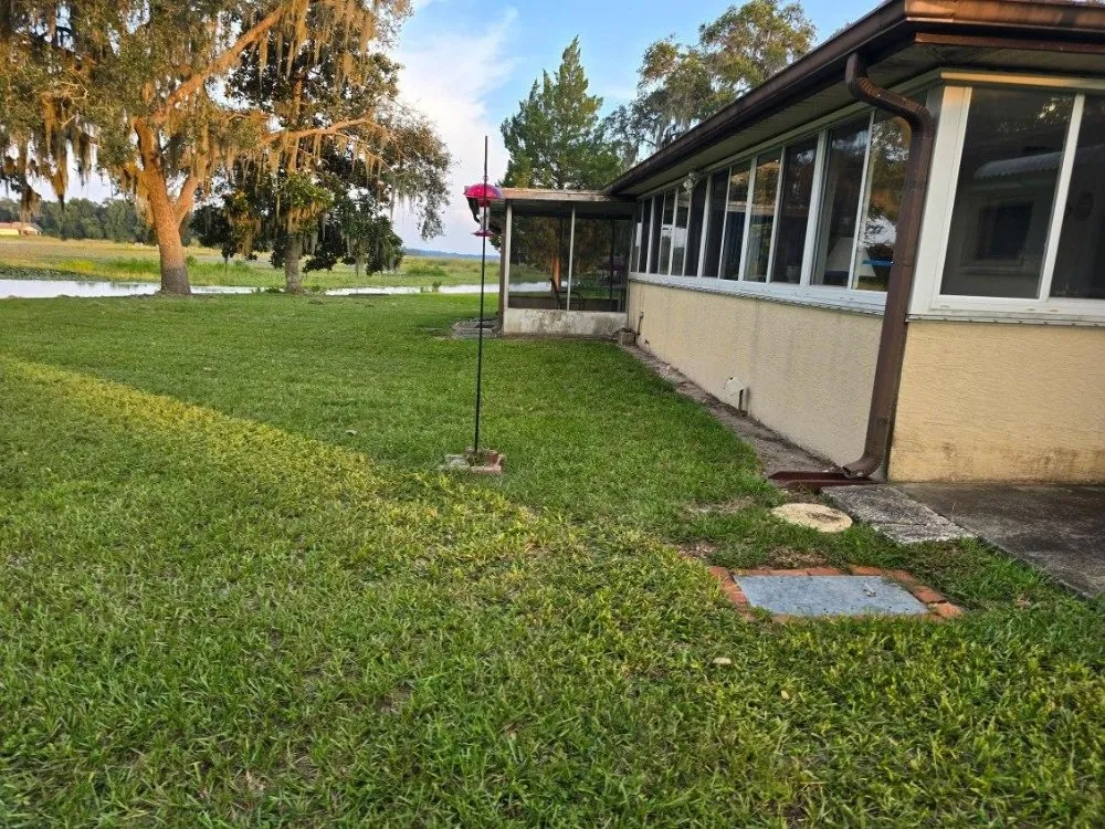 Expert garden landscaping with custom design in Inverness, FL by Green Acres Lawn Service