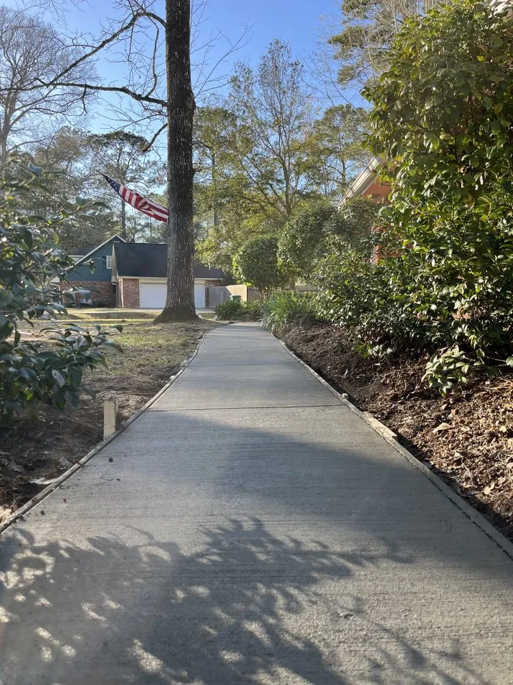 Professional garden landscaping experts serving Metairie, LA - Green Acres Pro