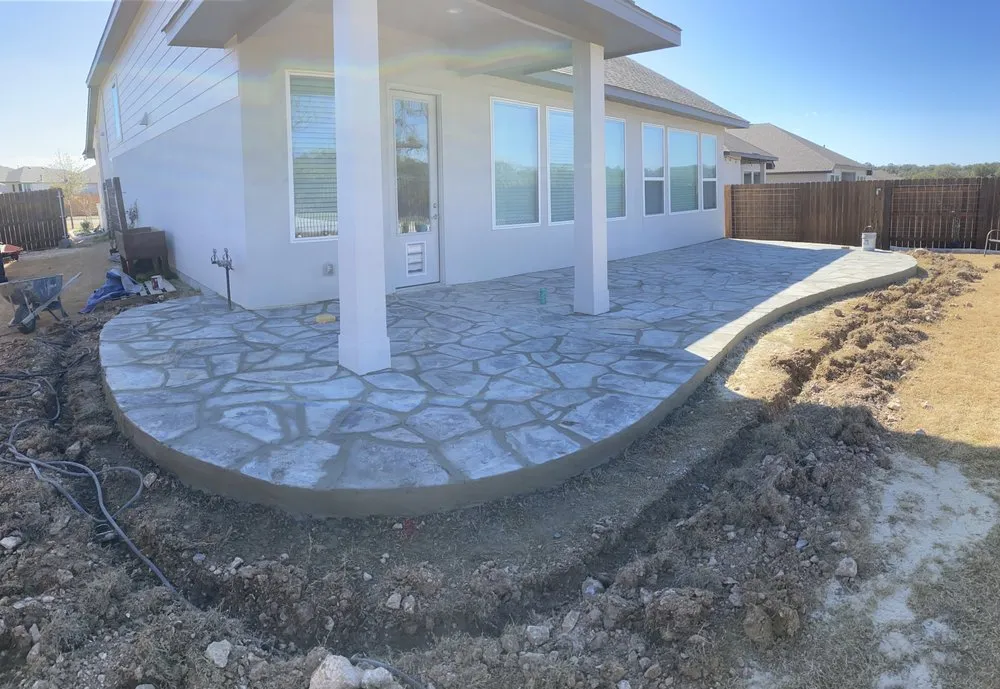 Expert yard cleanup service for homes across Seguin, TX - Green agave landscape