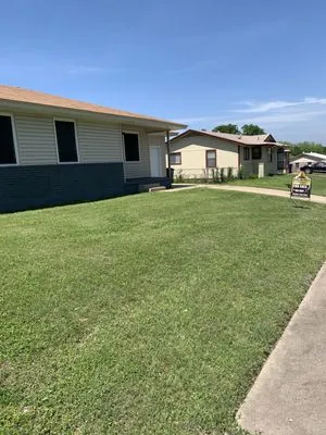 Green Aker’s Lawn Care Logo