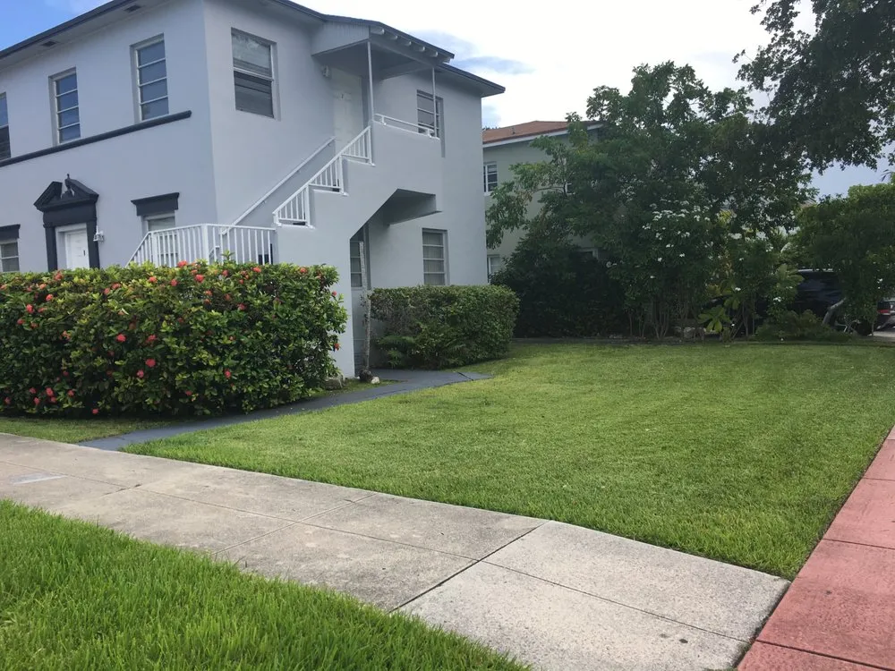 Expert lawn mowing service experts serving North Miami Beach, FL - Green America Landscape