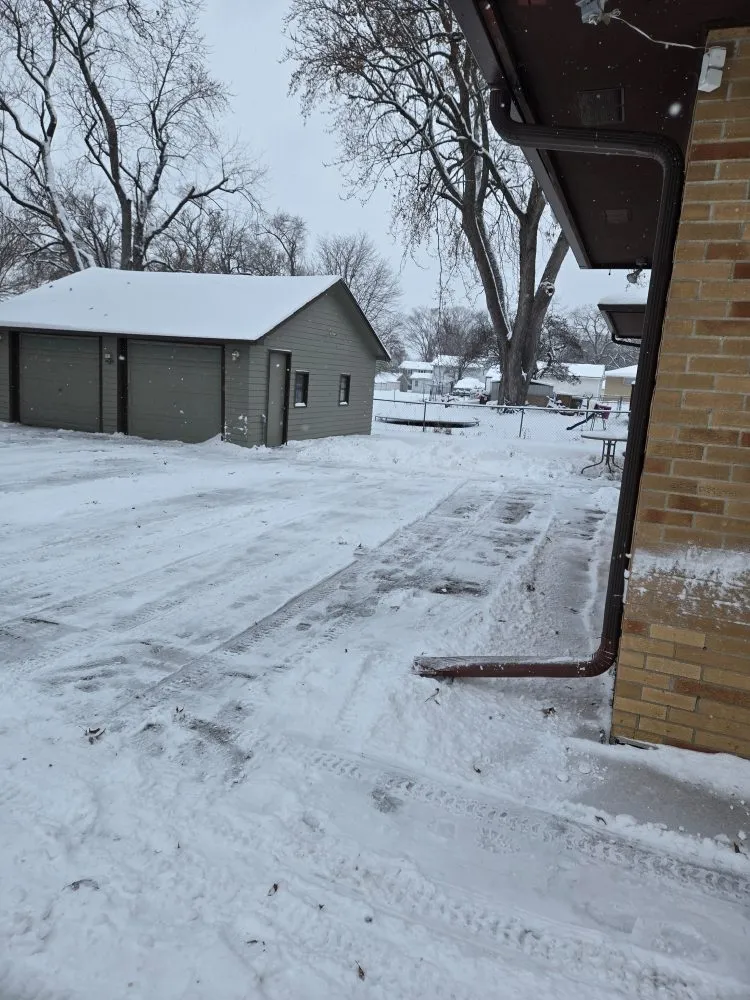 Top-rated lawn care service with custom design in Des Moines, IA by Green And Clear Solutions