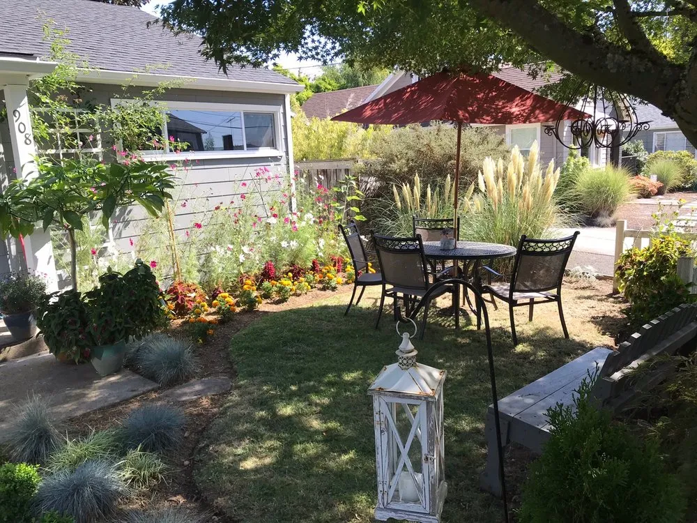 Top-rated yard cleanup service experts serving Vancouver, WA - Green and Sunny Landscape Maintenance