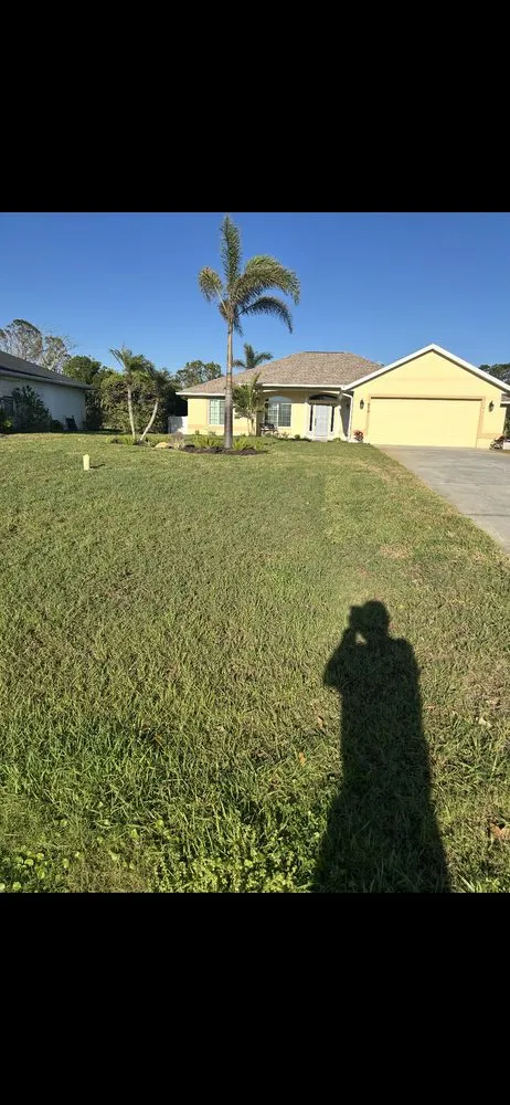 Reliable garden landscaping in North Port, FL by Green Apes Solutions
