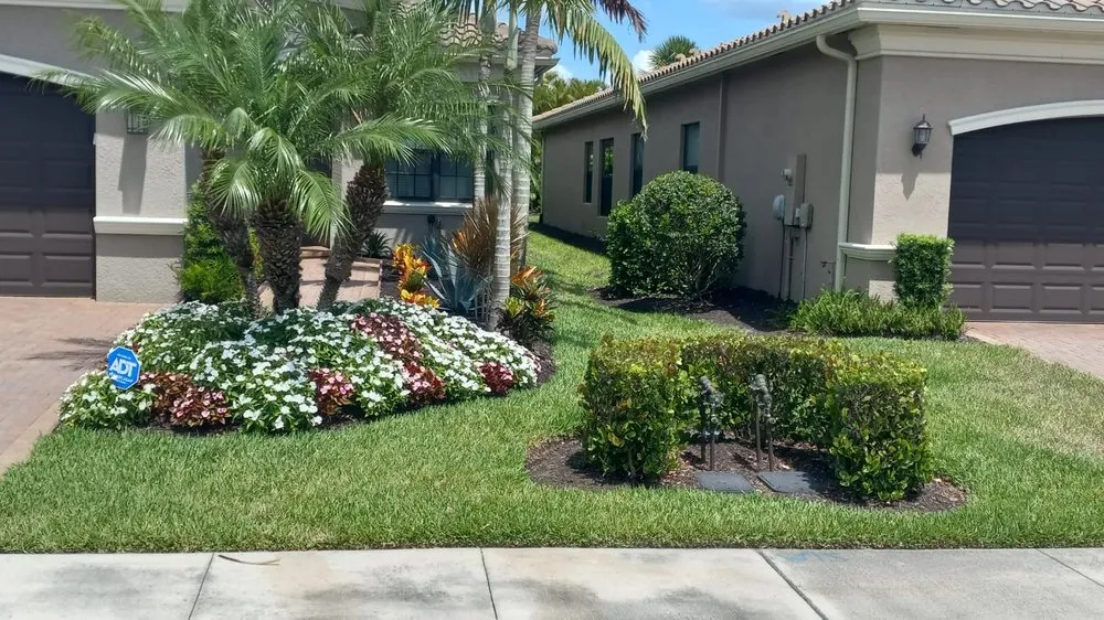 Affordable yard maintenance with custom design in Immokalee, FL by Green Apple