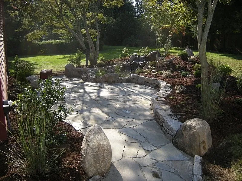 Reliable lawn mowing service experts serving Kittery, ME - Green Art