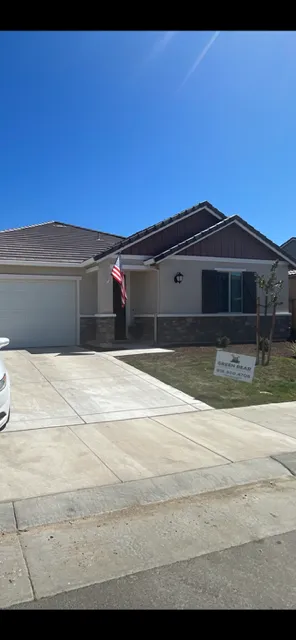 Professional landscaping services experts serving Roseville, CA - Green Bear Landscaping & Management