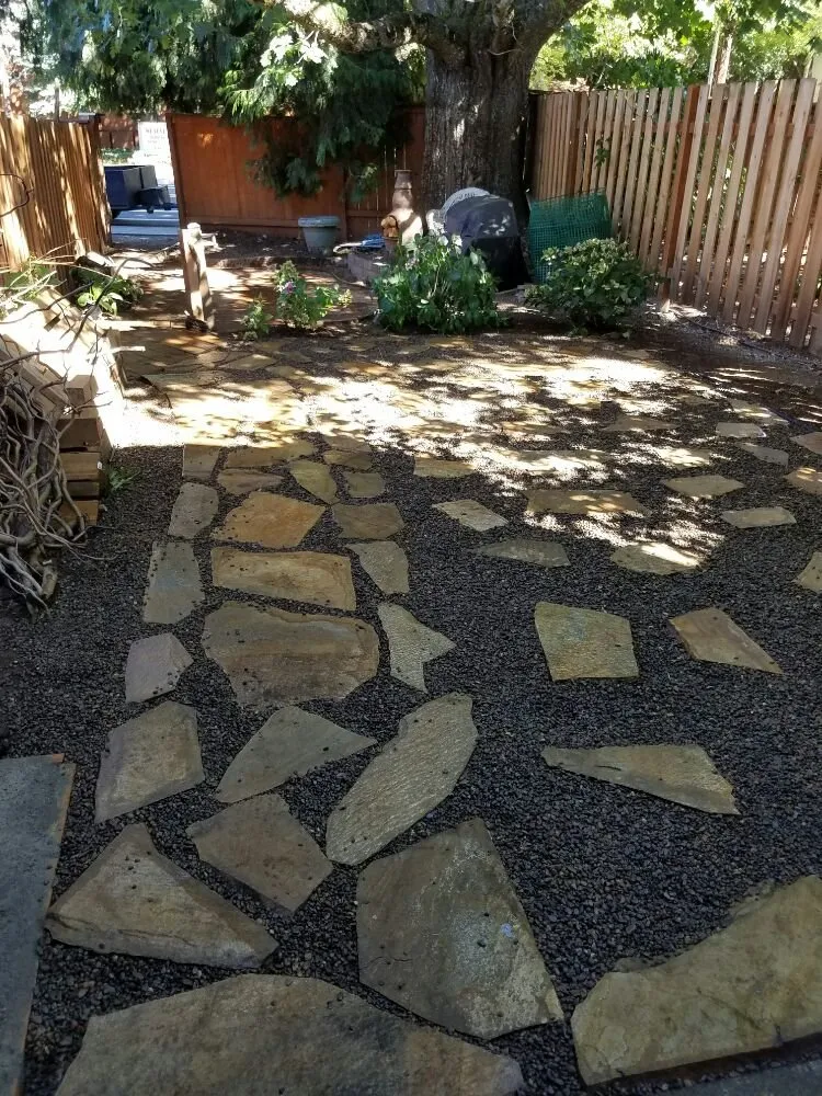 Affordable landscape design with custom design across Oregon City, OR - Green Bee Landscape Maintenance LCB 9900