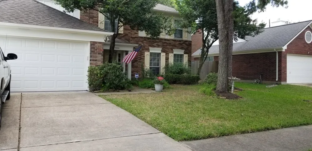 Affordable garden landscaping for outdoor upgrades across Houston, TX - Green Bee Lawn Care