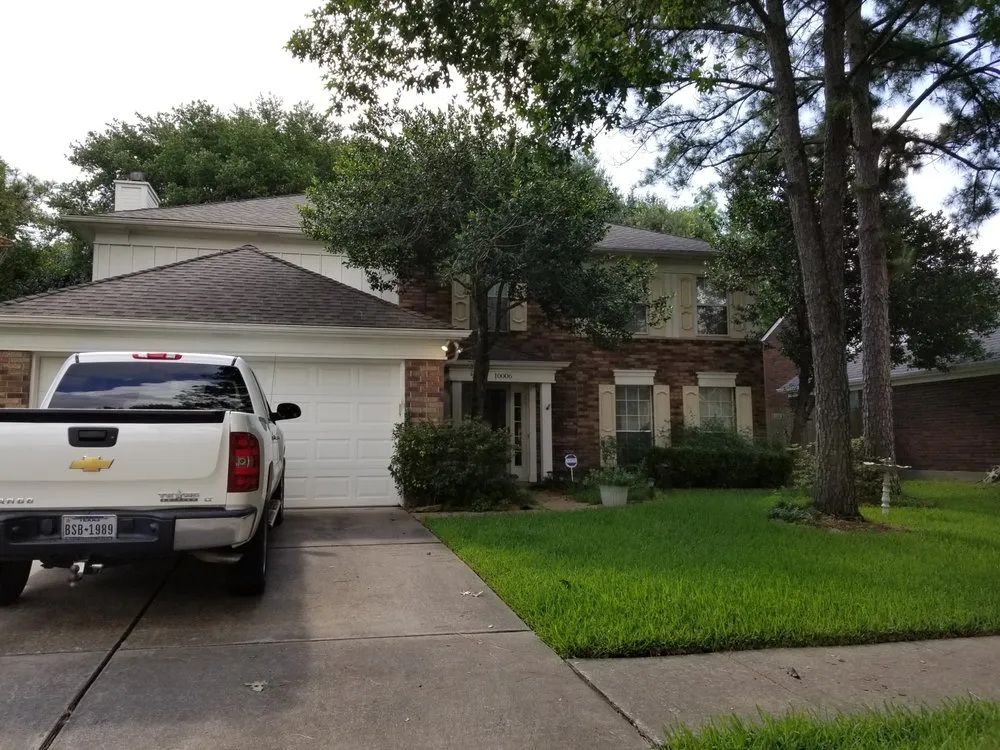 Custom residential landscaping in Houston, TX by Green Bee Lawn Care