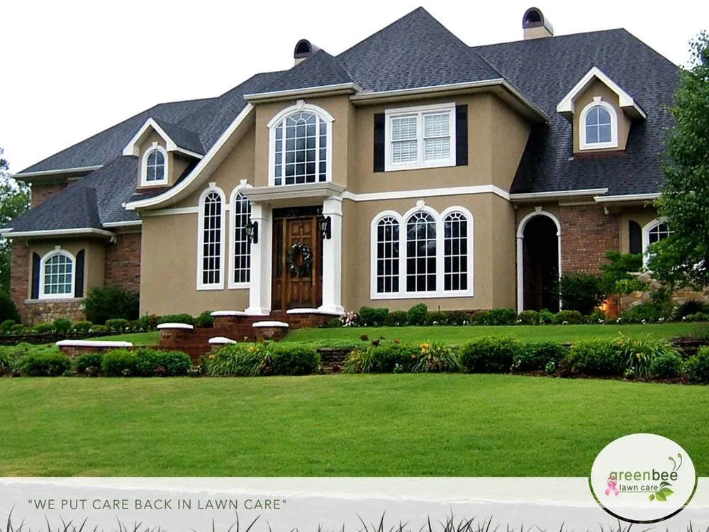 Trusted lawn care service in Houston, TX by Green Bee Lawn Care