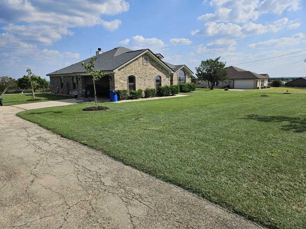 Custom landscape design in Killeen, TX by Green Blade