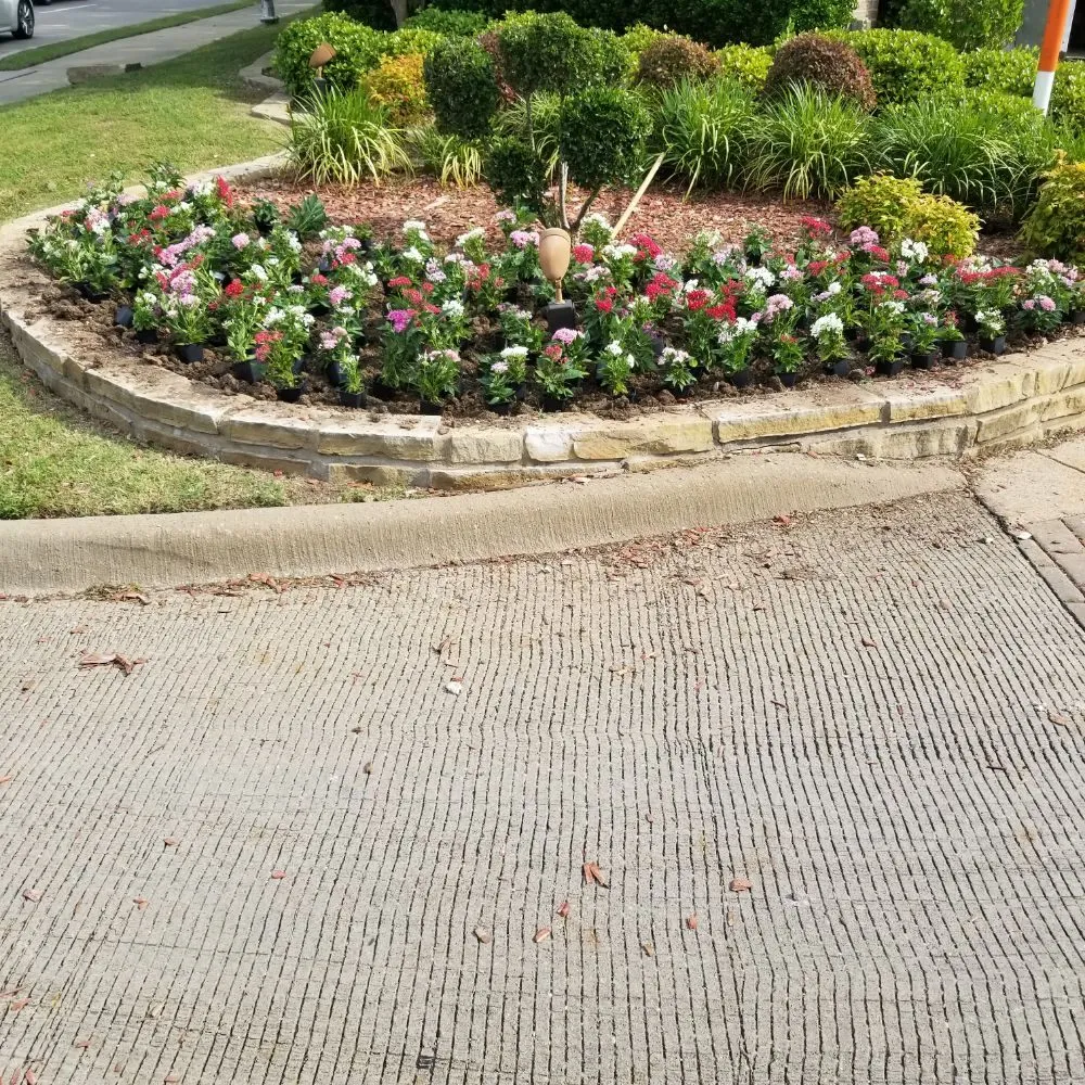 Custom yard cleanup service for homes in Dallas, TX by Green Blade Turf Management